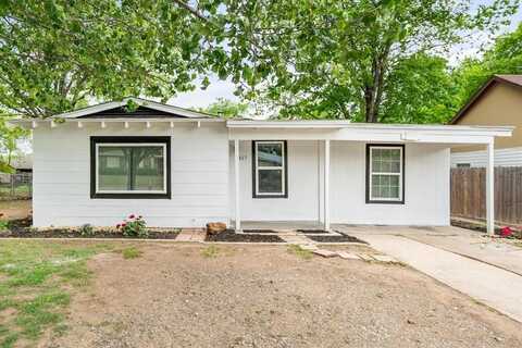 1417 Hamsted Street, Fort Worth, TX 76115