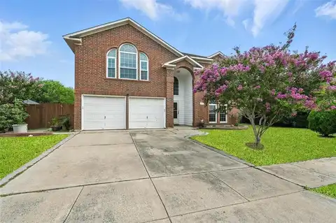 848 Stafford Station Drive, Saginaw, TX 76131