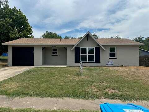4902 Dalevale Court, Fort Worth, TX 76135