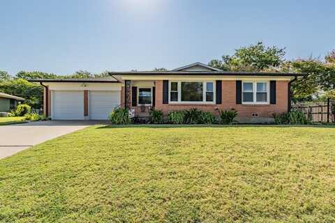 4945 Rutland Avenue, Fort Worth, TX 76133