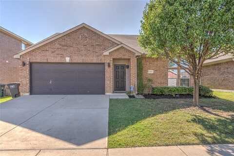 8821 Stirrup Way, Fort Worth, TX 76244