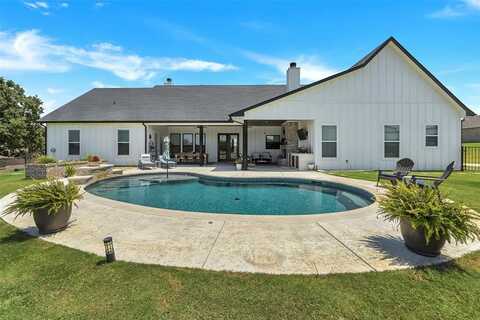165 Quail Ridge Court, Decatur, TX 76234