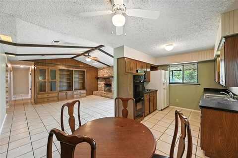 7709 Ileson Road, Aubrey, TX 76227