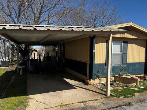 3130 E Parkerville Road, Lancaster, TX 75146