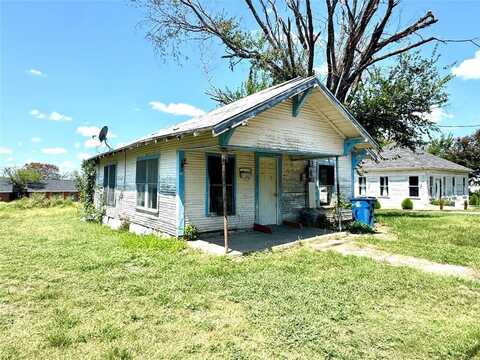 404 S College Street, Itasca, TX 76055