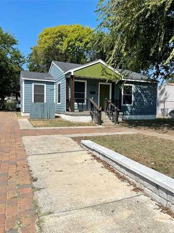 2745 Canary Drive, Dallas, TX 75216