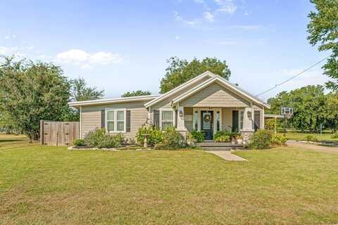 209 Lakeview Street, Glen Rose, TX 76043