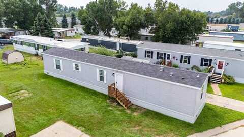 1401 PIONEER TRAIL, Mandan, ND 58554