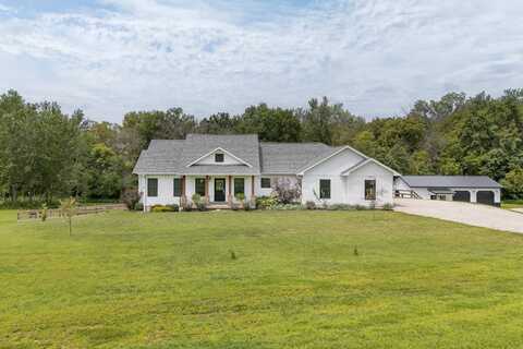 11277 LIV 2359, Chillicothe, MO 64601