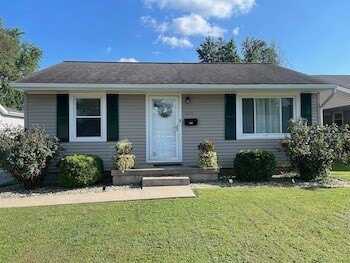1013 Smith St., Carmi, IL 62821