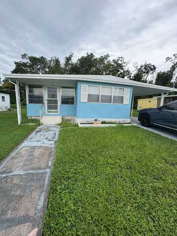 5817 Clubhouse Dr., New Port Richey, FL 34652