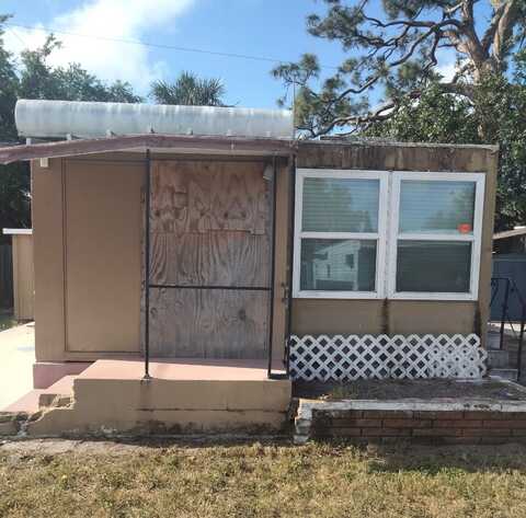 5917 14th St. West, Bradenton, FL 34207