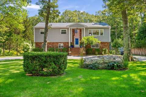 50 Runnymeade Drive, East Hampton, NY 11937