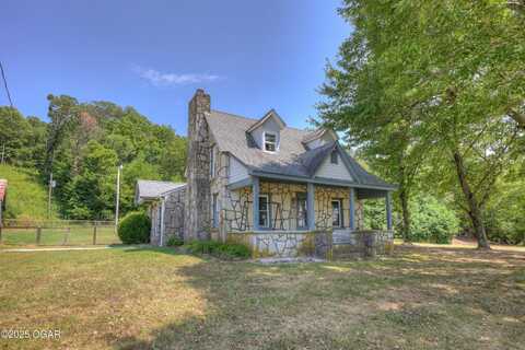 9181 Lime Kiln Drive, Neosho, MO 64850