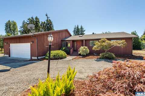 33 Pebble Way, Sequim, WA 98382