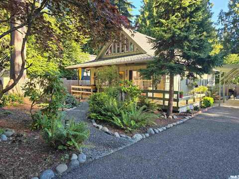 335 Dungeness Meadows, Sequim, WA 98382
