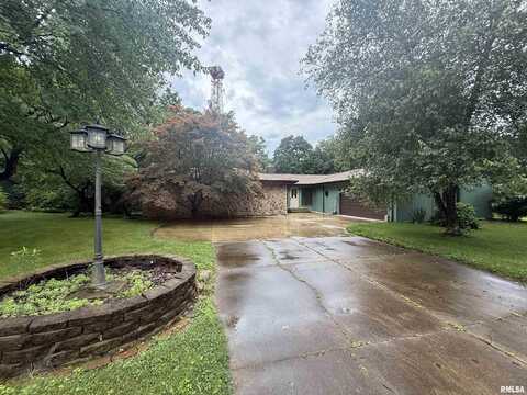 106 WINDRIDGE Drive, Washington, IL 61571