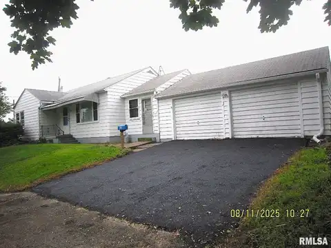 901 29TH Avenue, Rock Island, IL 61201