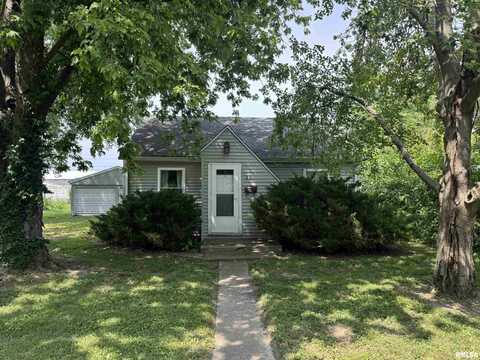 211 E LOCUST Street, Chatham, IL 62629