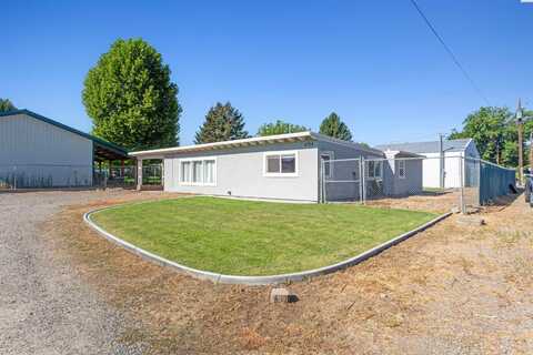 4504 W Nixon, Pasco, WA 99301