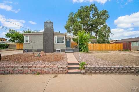 611 E Pitkin Ave, Pueblo, CO 81004