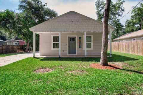 3611 Stonewall Ave, Pensacola, FL 32507