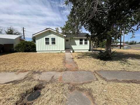 801 S Ave A, Kermit, TX 79745
