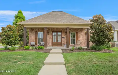 101 Olivewood Drive, Lafayette, LA 70508