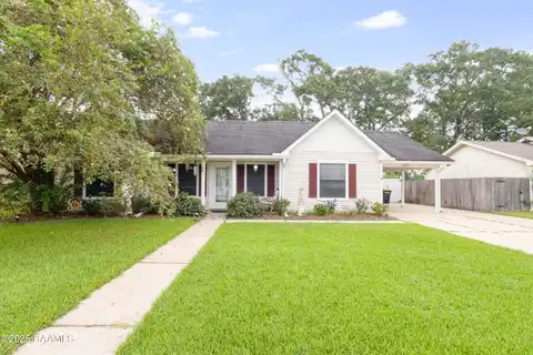 1011 Christopher Street, New Iberia, LA 70563