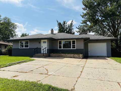 5111 Upland, ROCKFORD, IL 61108