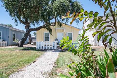 4212 HWY 35 S, ROCKPORT, TX 78382