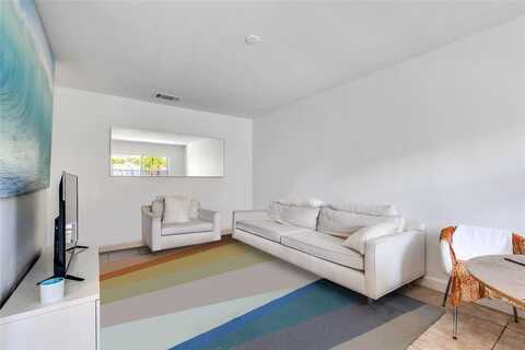 1200 NE 17th Ct, Fort Lauderdale, FL 33305