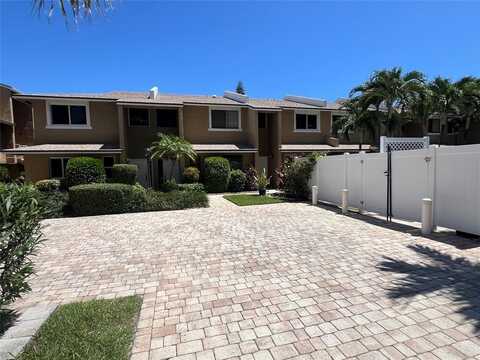 3409 SE 8th St, Pompano Beach, FL 33062