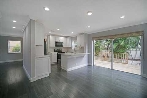 18 NW 43rd Way, Deerfield Beach, FL 33442