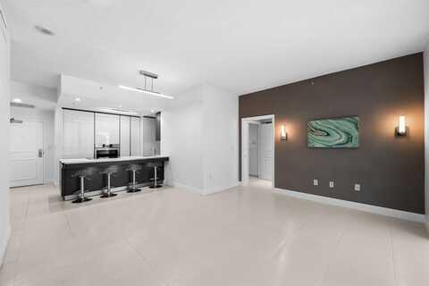 347 N New River Dr, Fort Lauderdale, FL 33301