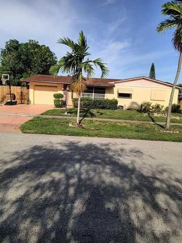 3810 NW 4th Ave, Deerfield Beach, FL 33064