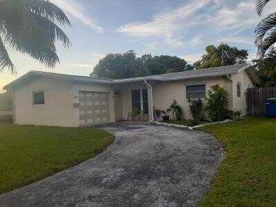 7481 Sunset Strip, Sunrise, FL 33313