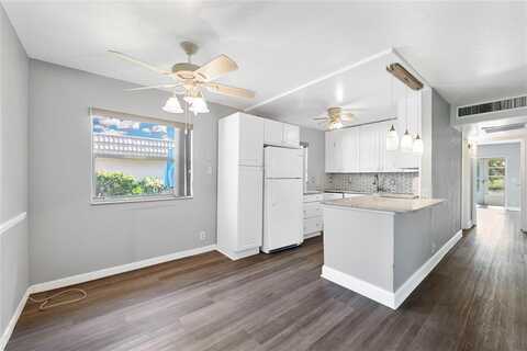 220 Seville J, Delray Beach, FL 33446
