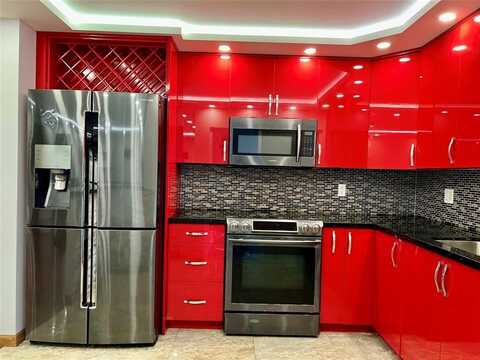180 NE 12th Ave, Hallandale Beach, FL 33009