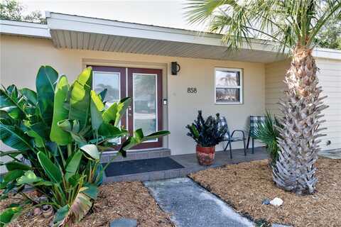 858 Dolores Street, Sebastian, FL 32958
