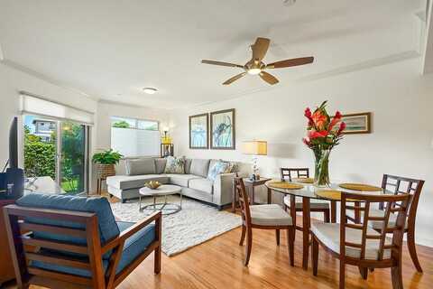 44 Kanani Rd, Kihei, HI 96753