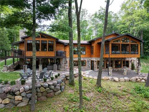 15648w Victory Heights Circle, Stone Lake, WI 54876