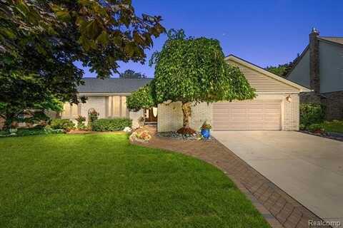 41908 Pon Meadow Drive, Northville, MI 48168