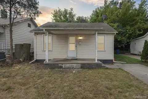 7028 PACKARD Avenue, Warren, MI 48091