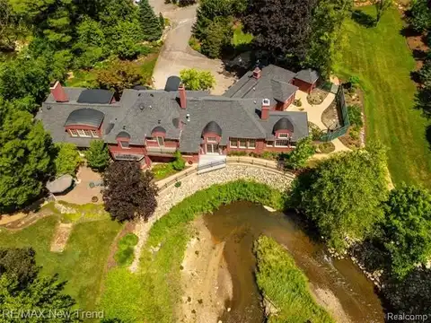 25733 River Drive, Franklin, MI 48025