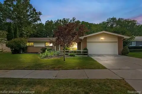 24173 Twin Valley Court, Farmington, MI 48336