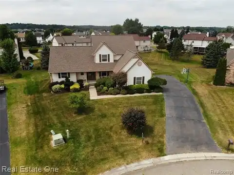 2092 Westview Court, Orion, MI 48360