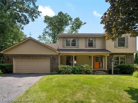 373 Abbey Wood Drive, Rochester, MI 48306