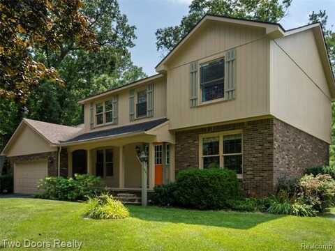 373 Abbey Wood Drive, Rochester, MI 48306
