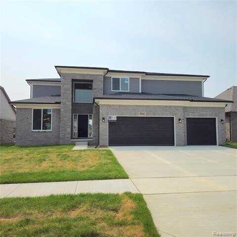 18582 Stallmann Drive, Macomb, MI 48042